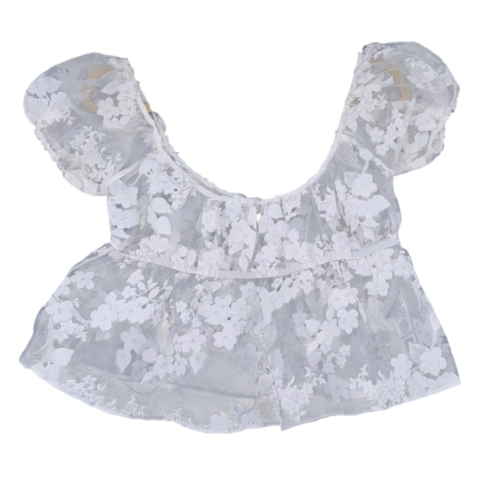 ASOS DESIGN White Floral Embroidered Off Shoulder Puff Sleeve‎ Crop Top
